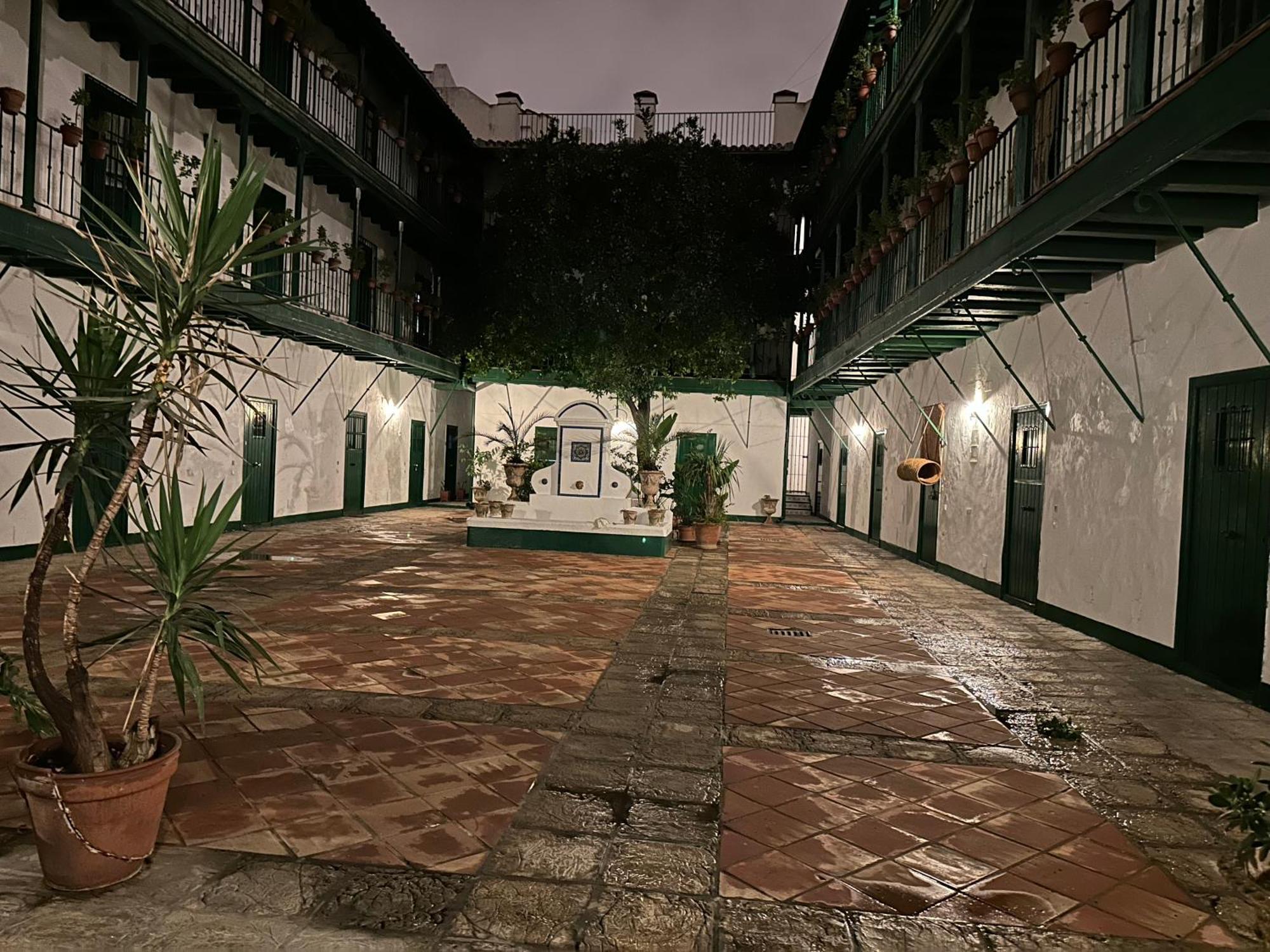 Casa Duque Compartida Familiar 1-Habitacion Con Bano Propio Sevilla Exterior foto